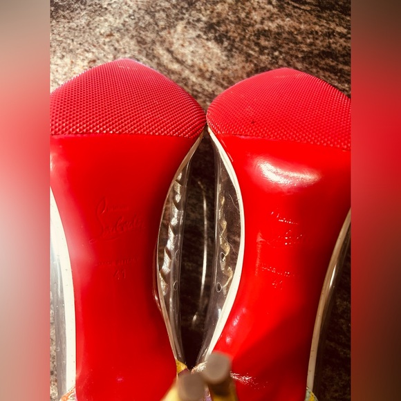 CHRISTIAN LOUBOUTIN with COA - Picture 4 of 7